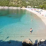 Sissy 1 * Poros (Lefkada)
