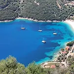 Sissy 1 * Poros (Lefkada)